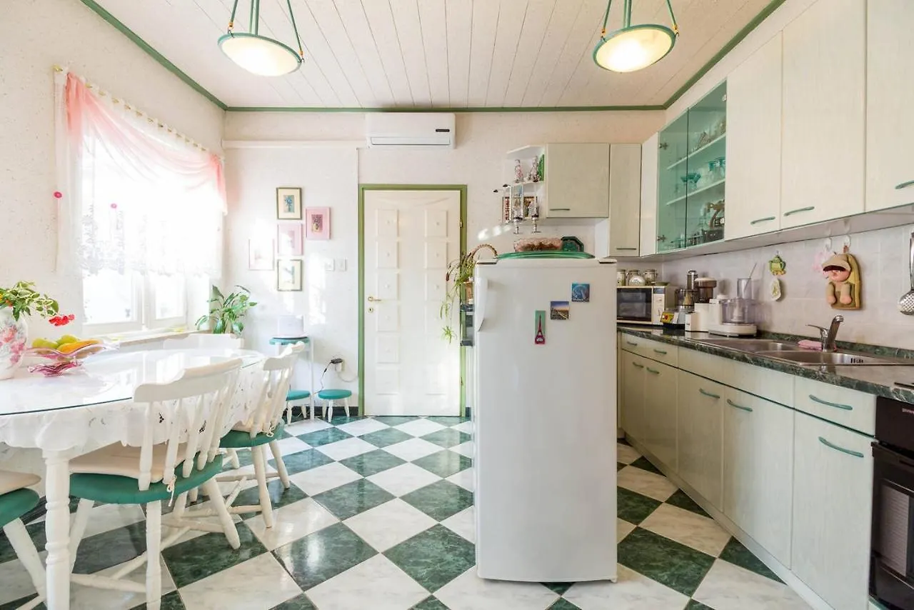 Kuca Za Odmor Lucy Apartment Pula 0*,  Croatia
