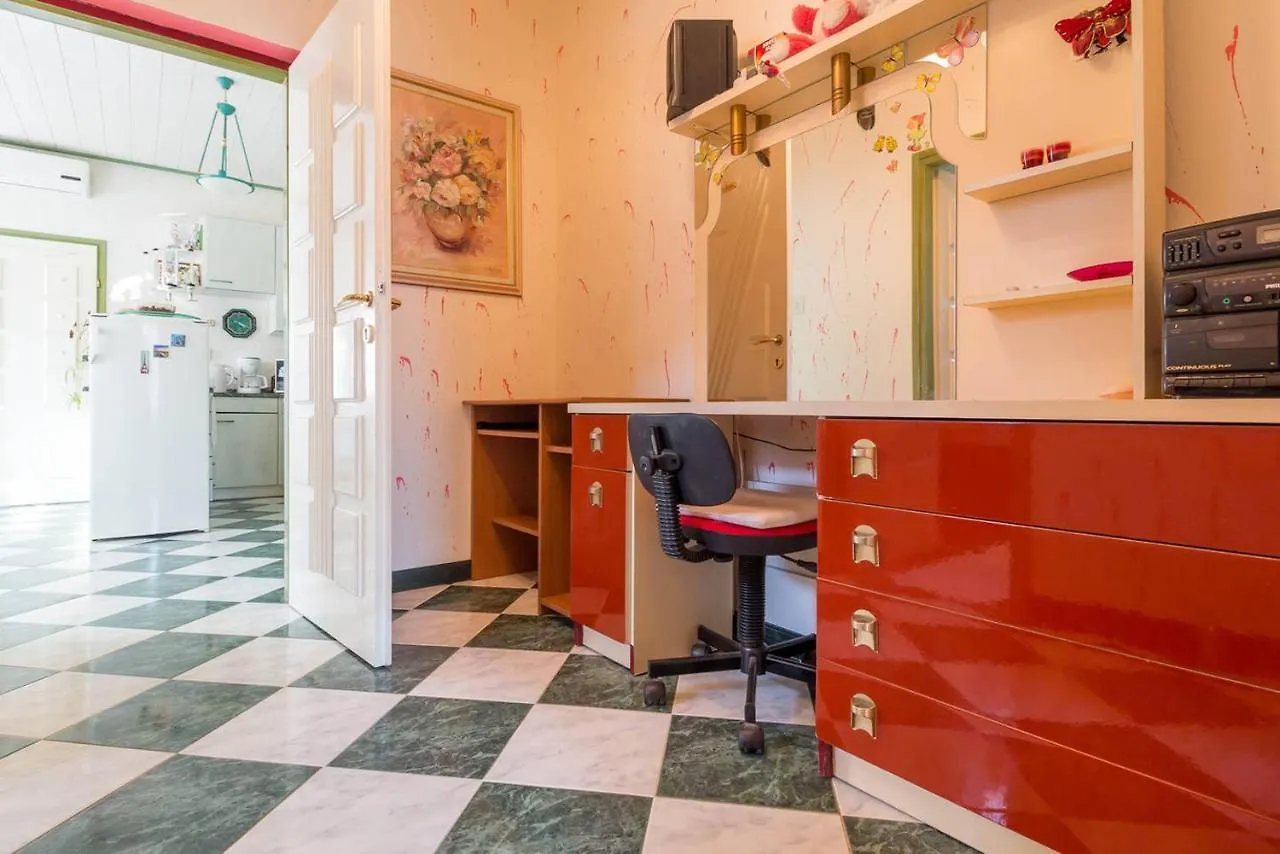 Kuca Za Odmor Lucy Apartment Pula