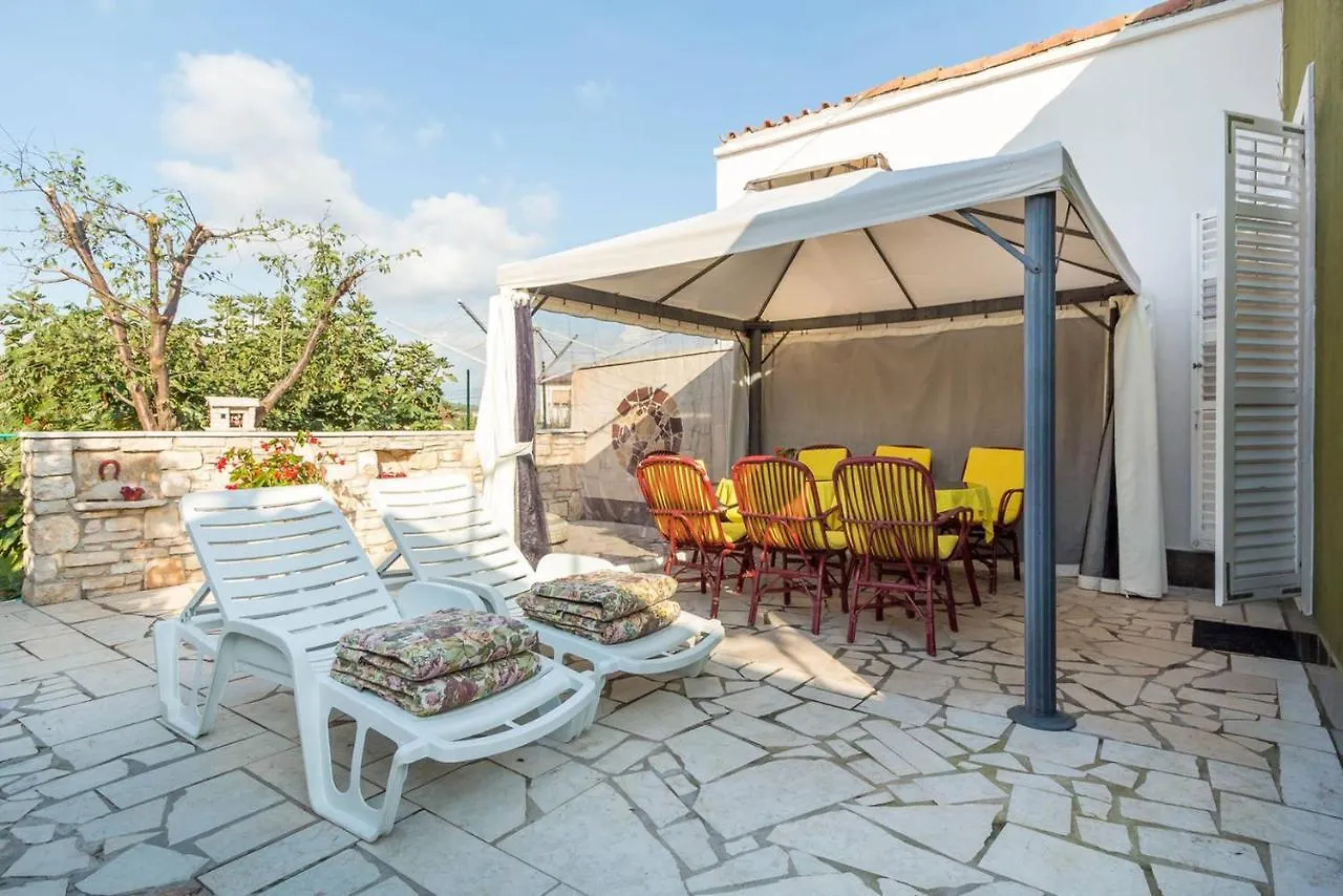 Kuca Za Odmor Lucy Apartment Pula